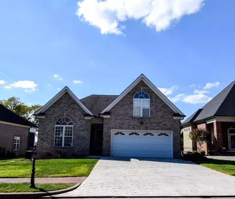 1132 Fairvue Village Ln, Gallatin, TN 37066