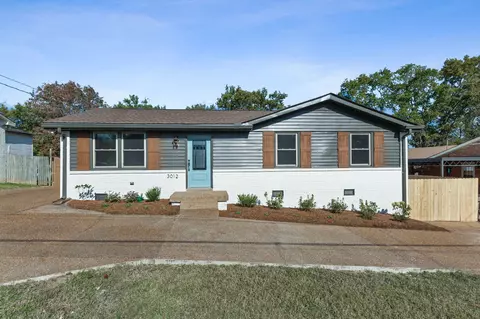 3012 Sunnyview Dr, Nashville, TN 37218