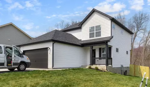 422 Mattingly Dr, Clarksville, TN 37042