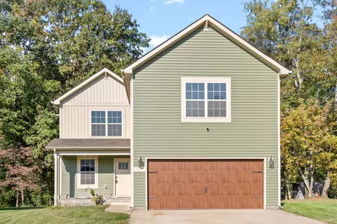 1701 Rains Rd, Clarksville, TN 37042