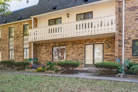 166 Lake Chateau Dr # J3, Hermitage, TN 37076