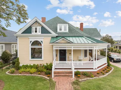 1113 Holly St, Nashville, TN 37206