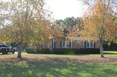 252 Mountain View Dr, Morrison, TN 37357 photo 2