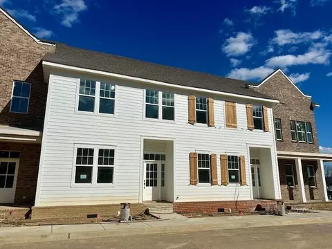 2220 Winthrop Way, Nashville, TN 37221
