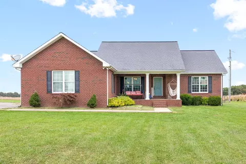 1952 Kelly Mount Zoar Rd, Hopkinsville, KY 42240