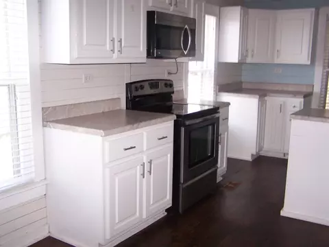 560 E Washington St, Pulaski, TN 38478 photo 8