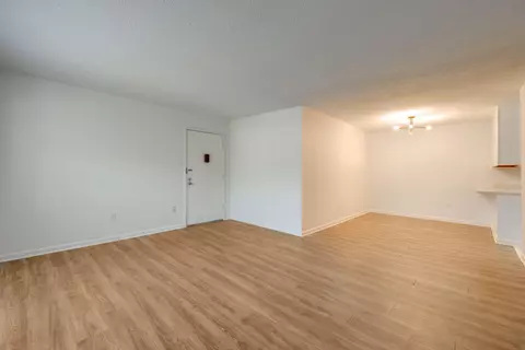900 Mountain Creek Rd # 418, Chattanooga, TN 37405