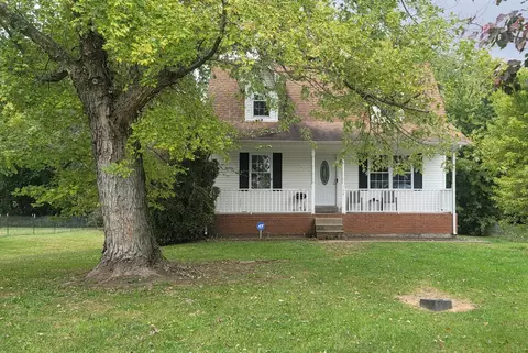 154 Lilian Dr, Oak Grove, KY 42262