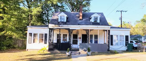 493 E Forest Ave, Jackson, TN 38301