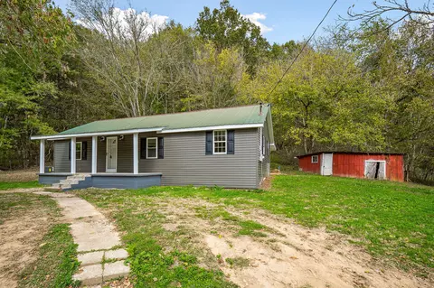 2855 Flynns Creek Rd, Gainesboro, TN 38562