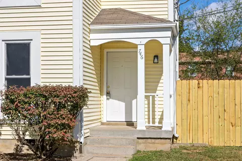 746 Lake Terrace Dr, Nashville, TN 37217