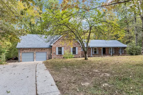 374 Twin Oaks Dr, Kingston Springs, TN 37082