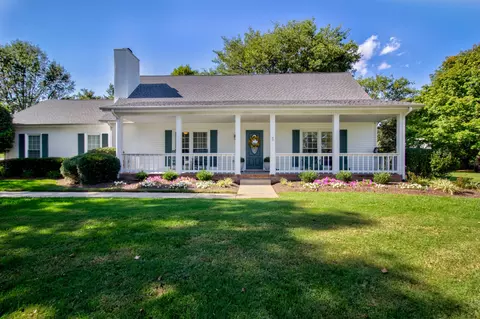 1015 Haggard Dr, Clarksville, TN 37043