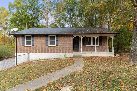 110 Katye Ct, Ashland City, TN 37015