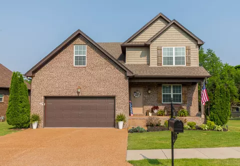 107 Ten Oaks Dr, Lebanon, TN 37087