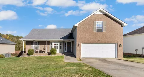 1167 Viewmont Dr, Clarksville, TN 37040