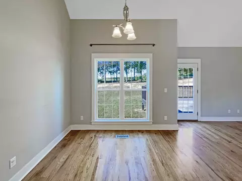 231 Stephen St, Dickson, TN 37055 photo 9