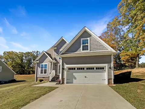 231 Stephen St, Dickson, TN 37055 photo 3