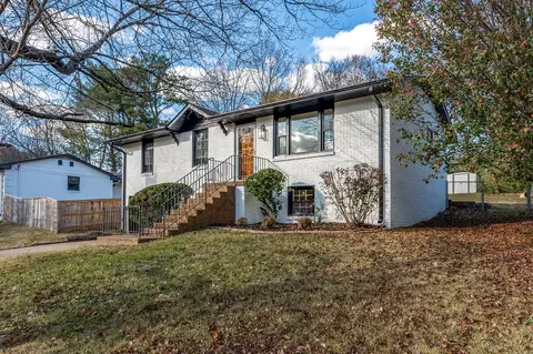 202 Ocala Dr, Nashville, TN 37211