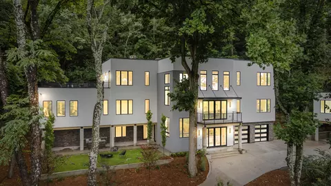 5031 Lakeview Dr, Nashville, TN 37220