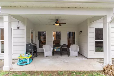 Exterior - 4204 Stark St, Murfreesboro, TN 37129 photo 5 of 6