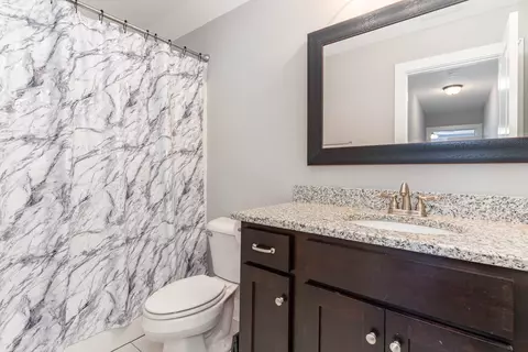 Bath - 4204 Stark St, Murfreesboro, TN 37129 photo 4 of 4
