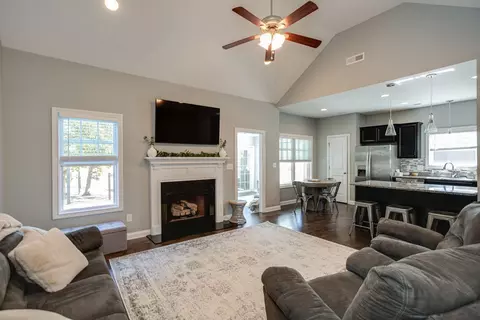 417 Kaiser Rd, Dickson, TN 37055 photo 4