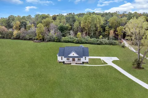 229 W Piney Rd, Dickson, TN 37055