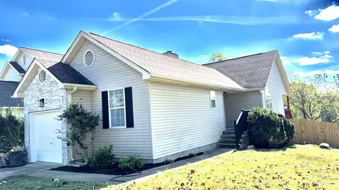 5700 Briarwick Ct, Hermitage, TN 37076
