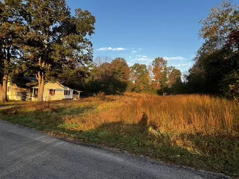 243 Lambs Ferry Rd, Loretto, TN 38469 photo 3