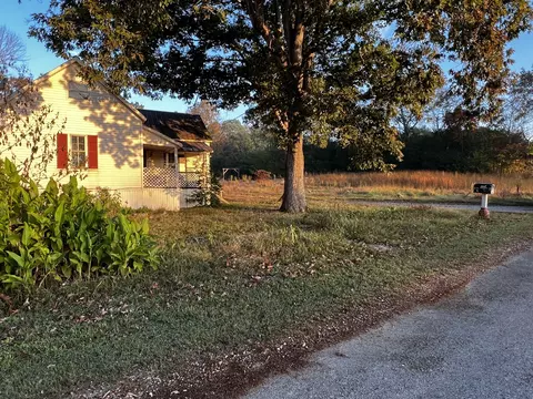 243 Lambs Ferry Rd, Loretto, TN 38469 photo 5