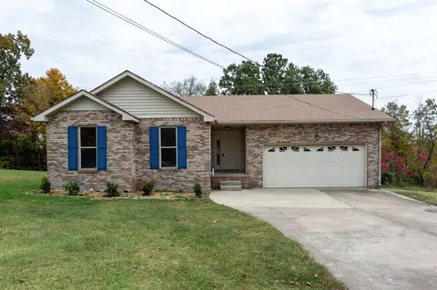 304 Eggars Ct, Clarksville, TN 37042