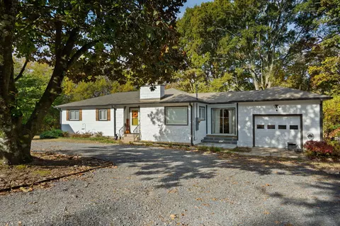 9407 N Hickory Valley Rd #15, Chattanooga, TN 37416