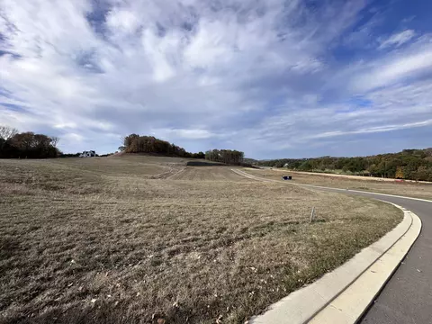 8742 Weller Ln, College Grove, TN 37046