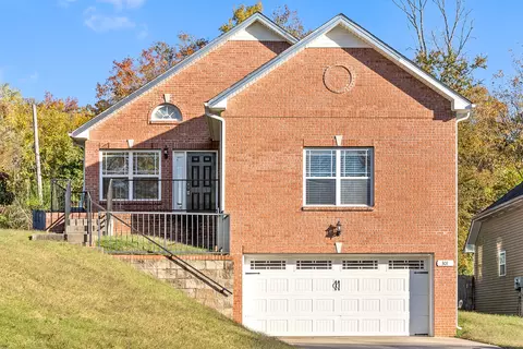 301 Birdsong Trce, Clarksville, TN 37040