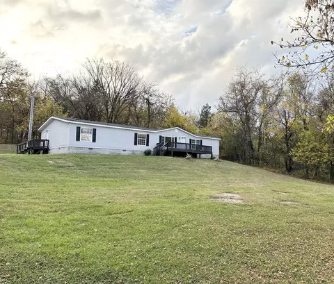 42 Vantrease Rd # A, Brush Creek, TN 38547