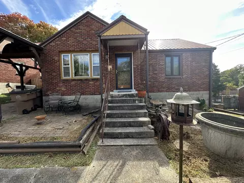 2704 Traughber Dr, Nashville, TN 37206