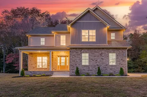 3829 Tarsus Church Rd, Palmyra, TN 37142