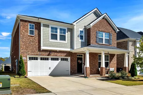 5040 Sunflower Ln, Hermitage, TN 37076