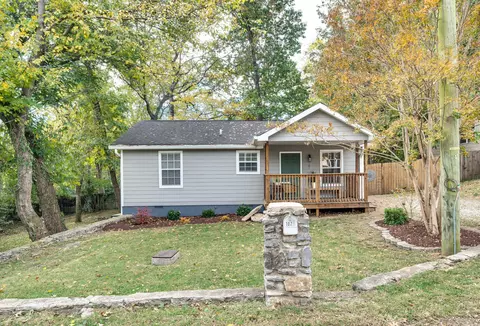 107 Mckennell Dr, Nashville, TN 37206
