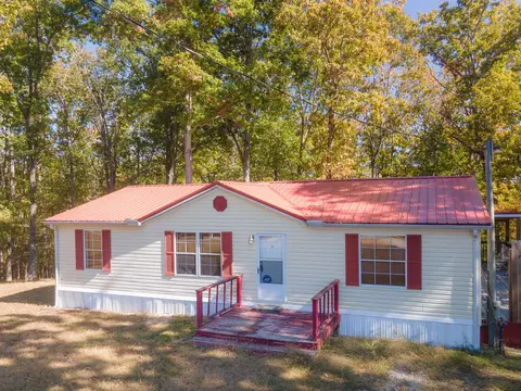 1832 Marina Ridge Rd, Holladay, TN 38341
