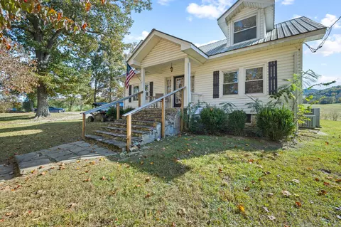224 Mountain Ln, Alpine, TN 38543 photo 3