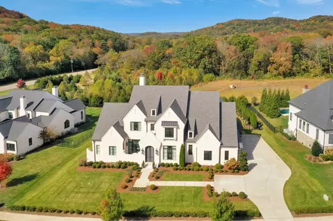 6466 Penrose Dr, Brentwood, TN 37027