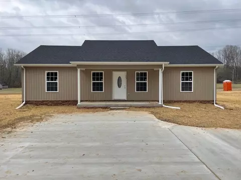905 Turkey Creek Rd, Tullahoma, TN 37388