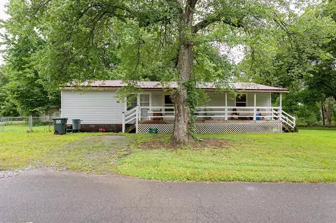 223 Bettis Ave SW, Cleveland, TN 37311