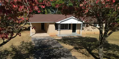 108 Debus St, Lawrenceburg, TN 38464