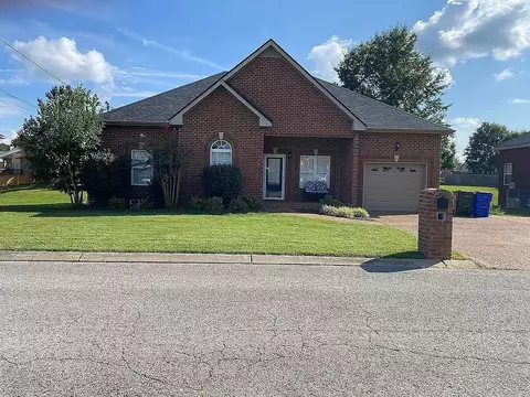 119 Iroquois Dr, White House, TN 37188