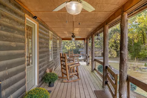 2065 Patterson Cemetery Rd, Chapel Hill, TN 37034