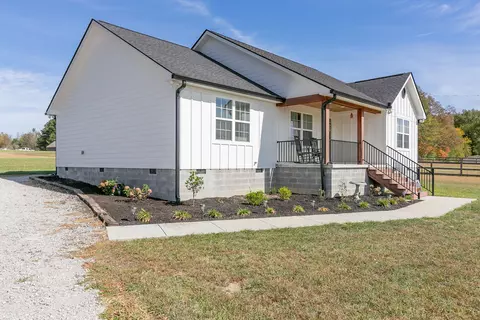 478 Asbury Church Rd, Hillsboro, TN 37342