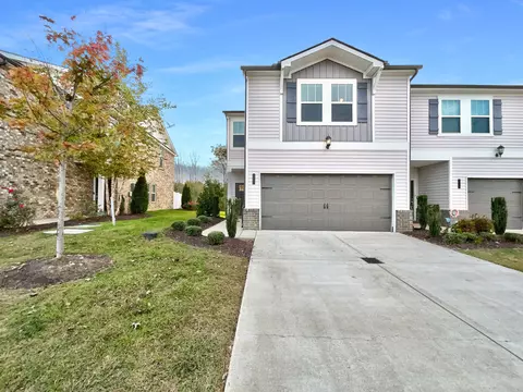 1209 W End Station Dr, Lebanon, TN 37087